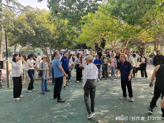 苏州城市学院《健康运动学》课程走进彩香一村社区卫生服务中心(图6)
