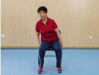 学做“不倒翁”降低跌倒风险(图1)