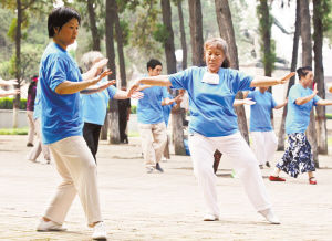 九游app：2025年全国青少年花样游泳（U系列）锦标赛在青开赛(图1)