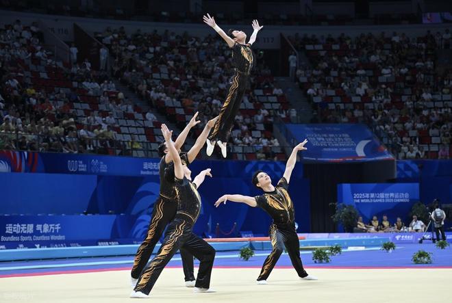 “奥运+世运+世锦赛”冠军不缺中国体操“六姐妹”实现满堂红(图6)