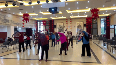 图文：1条毛巾+5分钟老年人防跌倒毛巾操你值得学会！(图7)