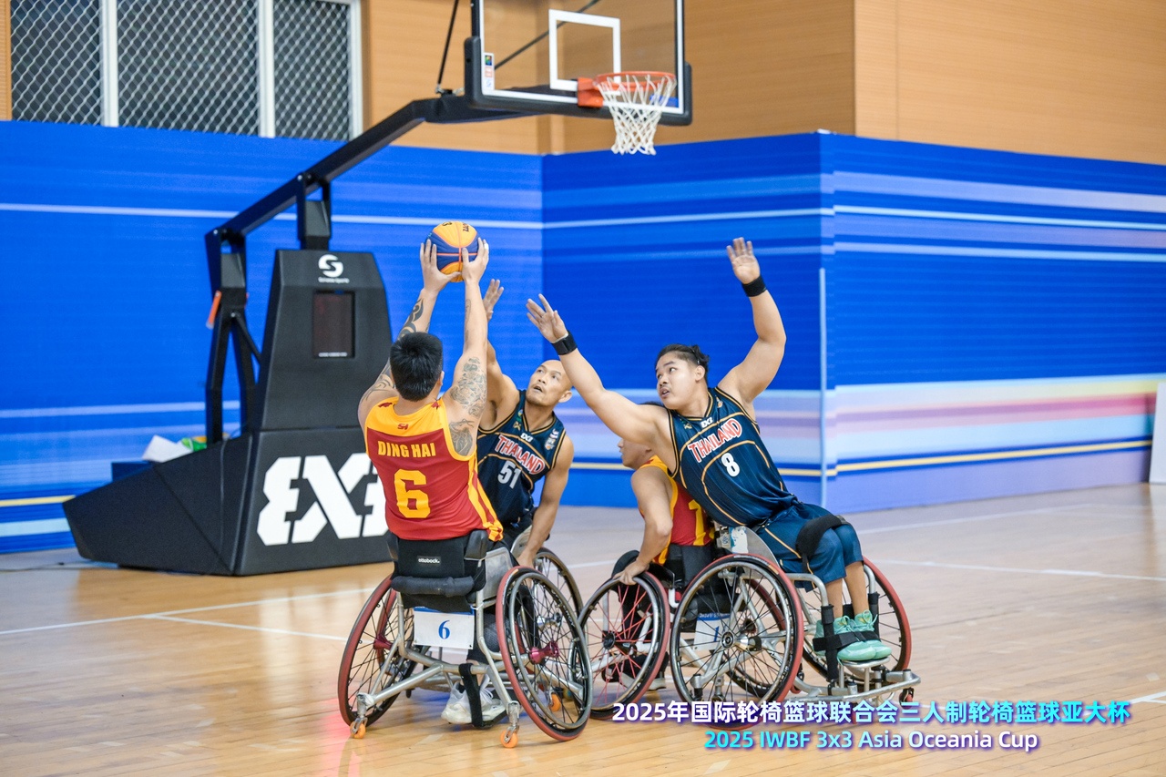 九游app：多国残疾人运动员在杭开展三人制轮椅篮球角逐(图1)