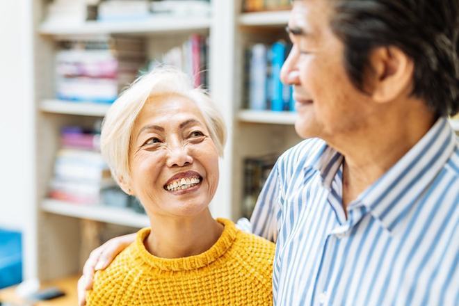 九游app：如何定义健康老人？从饮食、运动到心态的全方位解析(图3)