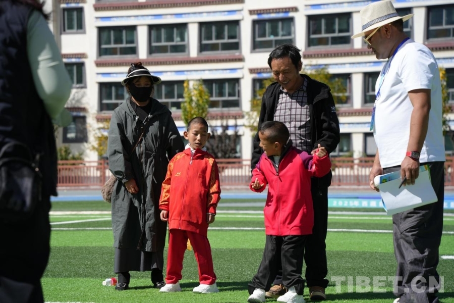 2025年西藏自治区全民健身主题活动暨残障人士运动会在拉萨举办(图4)