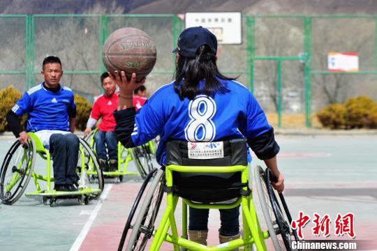 西藏轮椅篮球队迎来“节后”首训(图2)