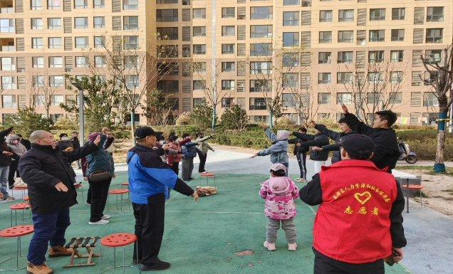 马泉街道马泉花苑社区开展“稳如泰山”防跌倒训练营活动(图2)